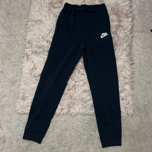 Boys Nike black sweatpants.